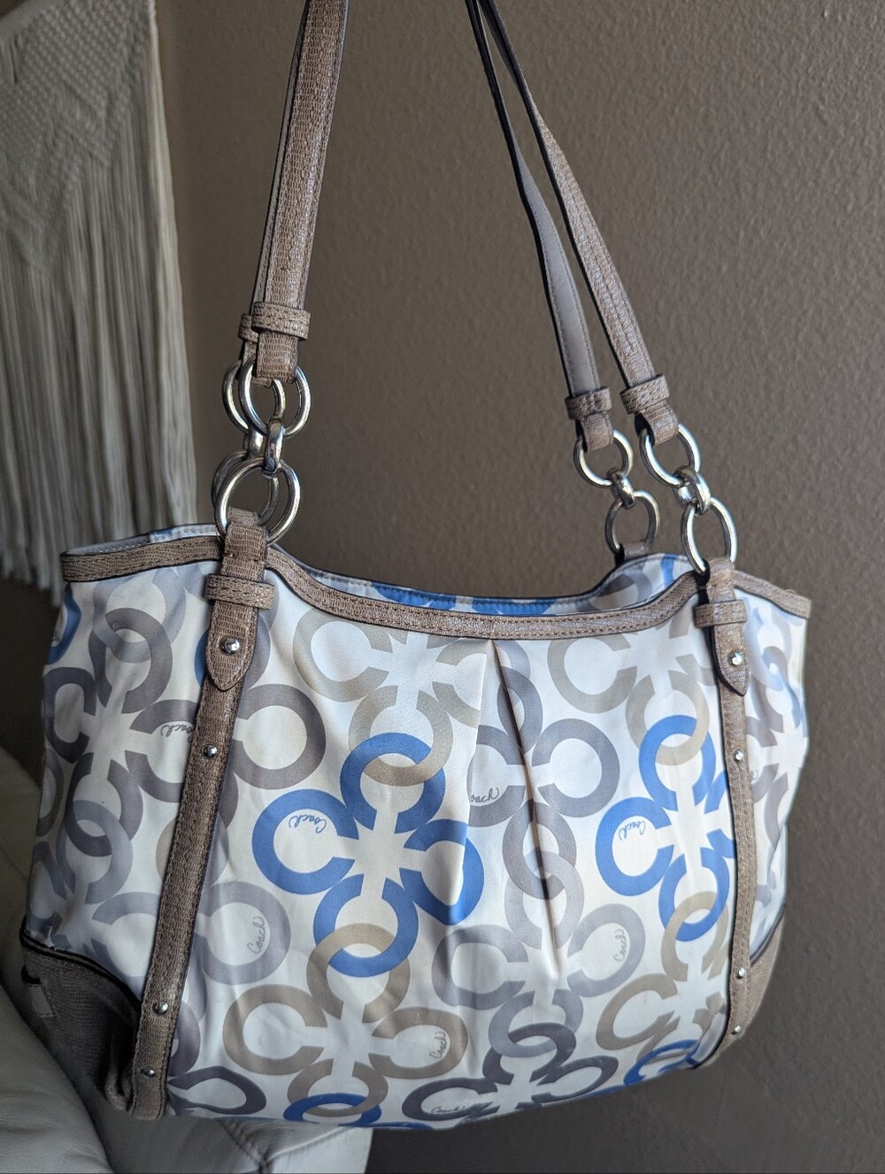 Coach Alexandra Chain Link Clover Signature Shoulder Bag
